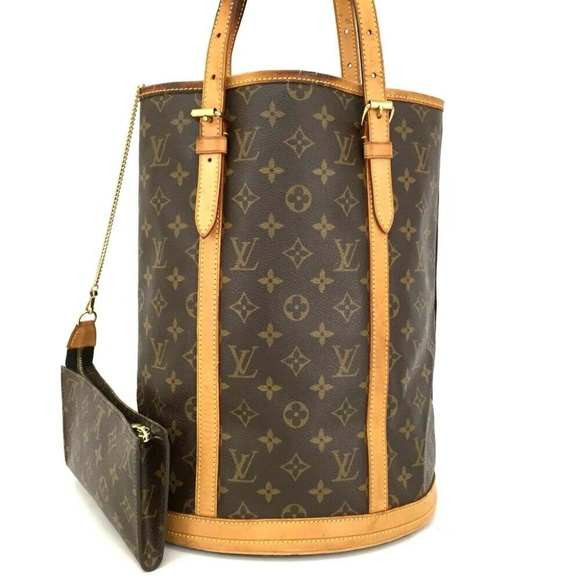 Louis Vuitton Handbags - 100% Auth Louis Vuitton Monogram Bucket GM w/Porch